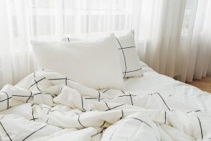 perbedaan bedcoverr dan comforter