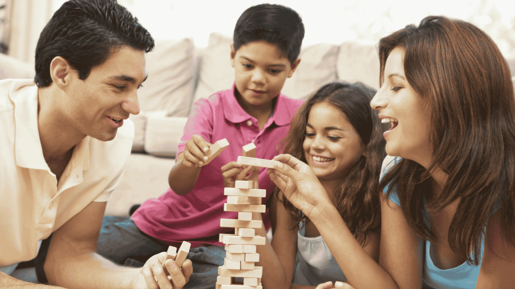 bonding keluarga di rumah